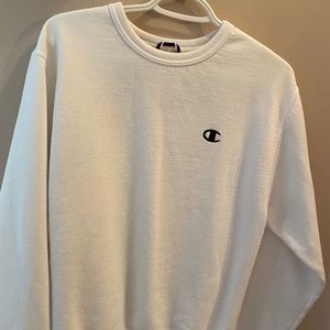 Champion White Pull over